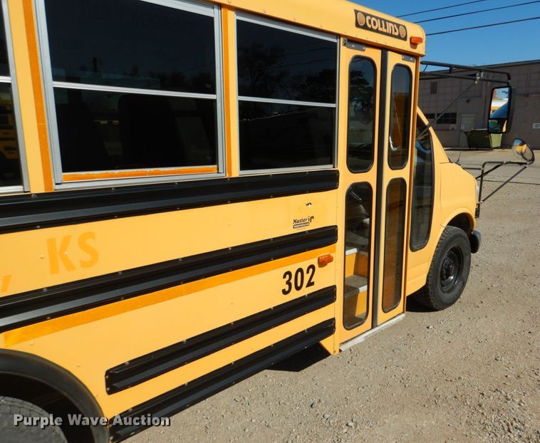 image for item GX9894 2001 GMC Savana G3500 Collins school bus