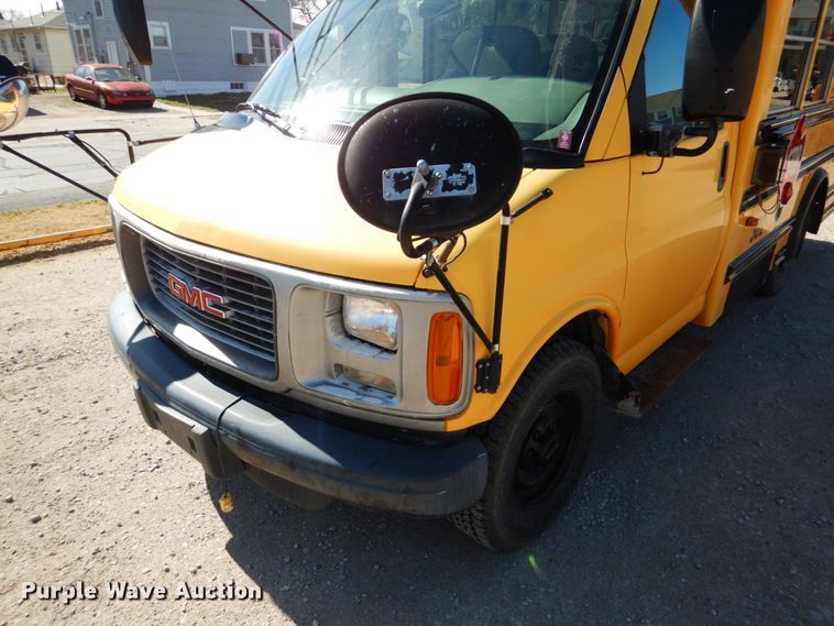image for item GX9894 2001 GMC Savana G3500 Collins school bus