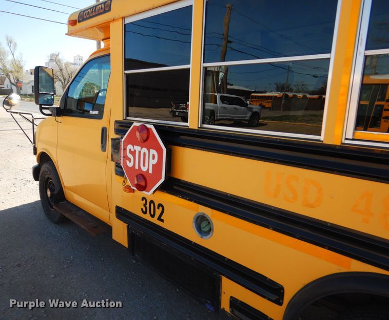 image for item GX9894 2001 GMC Savana G3500 Collins school bus