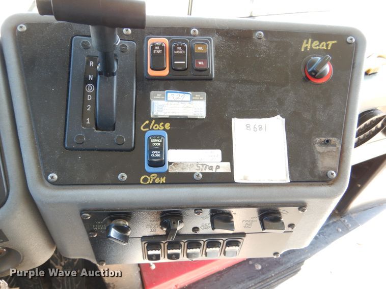 image for item GX9895 2009 Blue Bird All American school bus