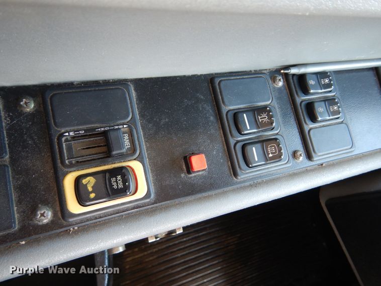 image for item GX9895 2009 Blue Bird All American school bus