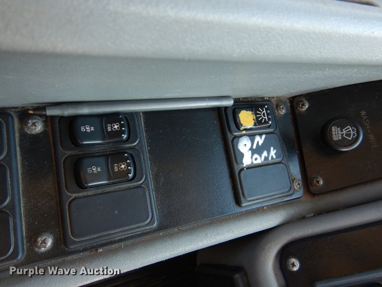 image for item GX9895 2009 Blue Bird All American school bus