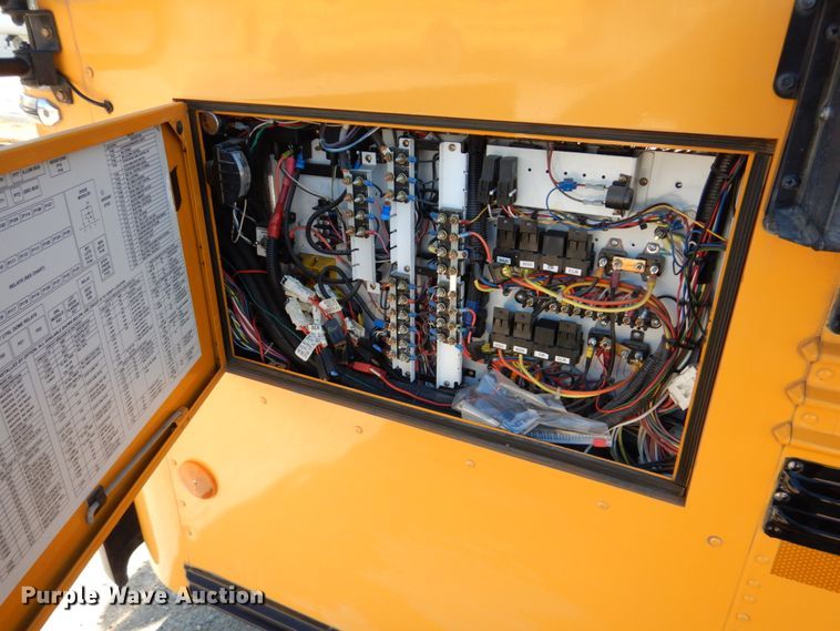 image for item GX9895 2009 Blue Bird All American school bus