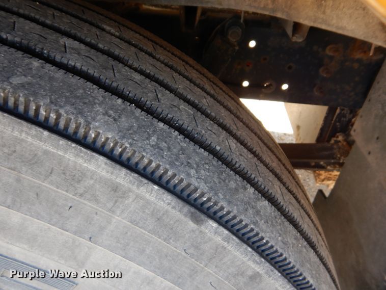 image for item GX9895 2009 Blue Bird All American school bus