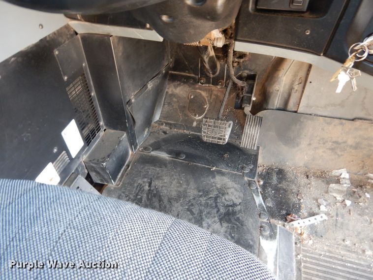 image for item GX9896 2005 International CE200 school bus