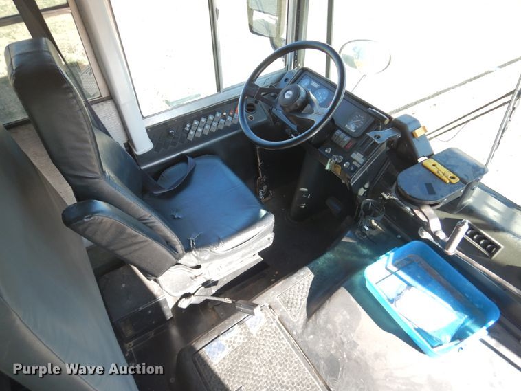 image for item GX9897 2004 Thomas Saf-T-Liner MVP EF school bus