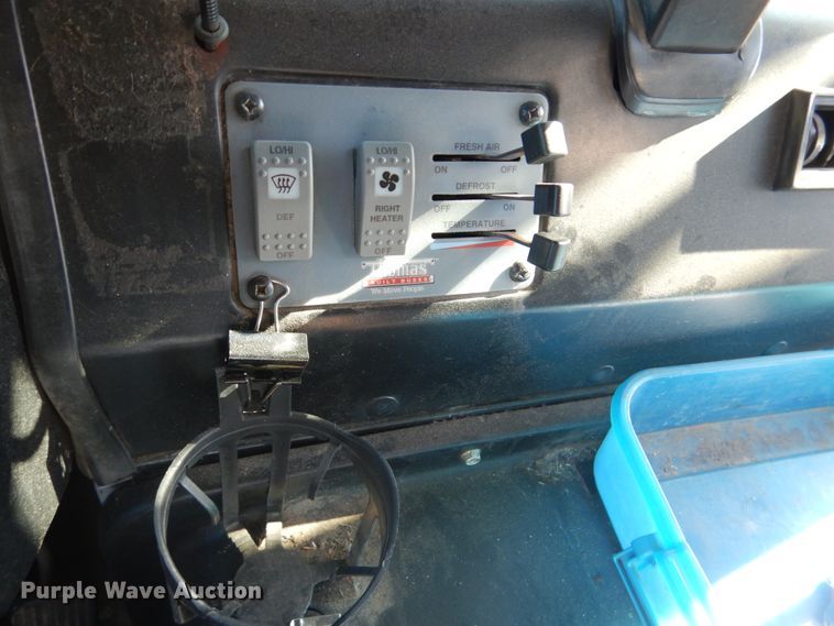 image for item GX9897 2004 Thomas Saf-T-Liner MVP EF school bus