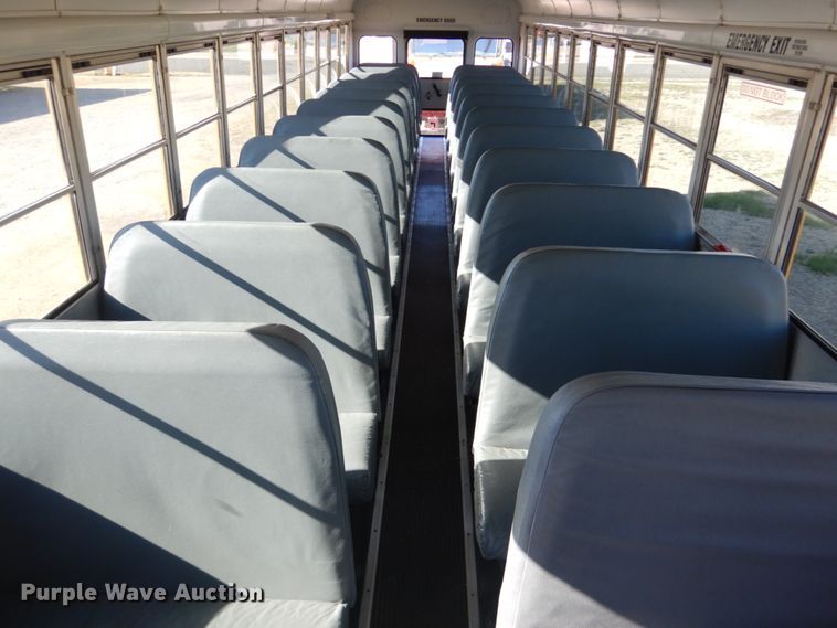 image for item GX9897 2004 Thomas Saf-T-Liner MVP EF school bus