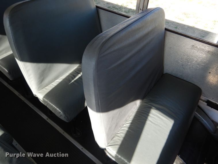 image for item GX9897 2004 Thomas Saf-T-Liner MVP EF school bus