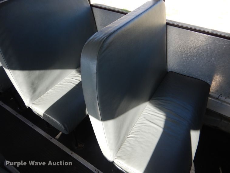 image for item GX9897 2004 Thomas Saf-T-Liner MVP EF school bus