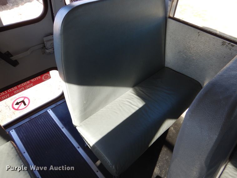 image for item GX9897 2004 Thomas Saf-T-Liner MVP EF school bus