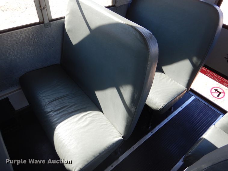 image for item GX9897 2004 Thomas Saf-T-Liner MVP EF school bus