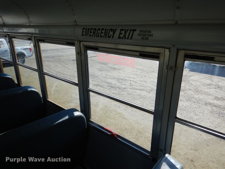 image for item GX9897 2004 Thomas Saf-T-Liner MVP EF school bus