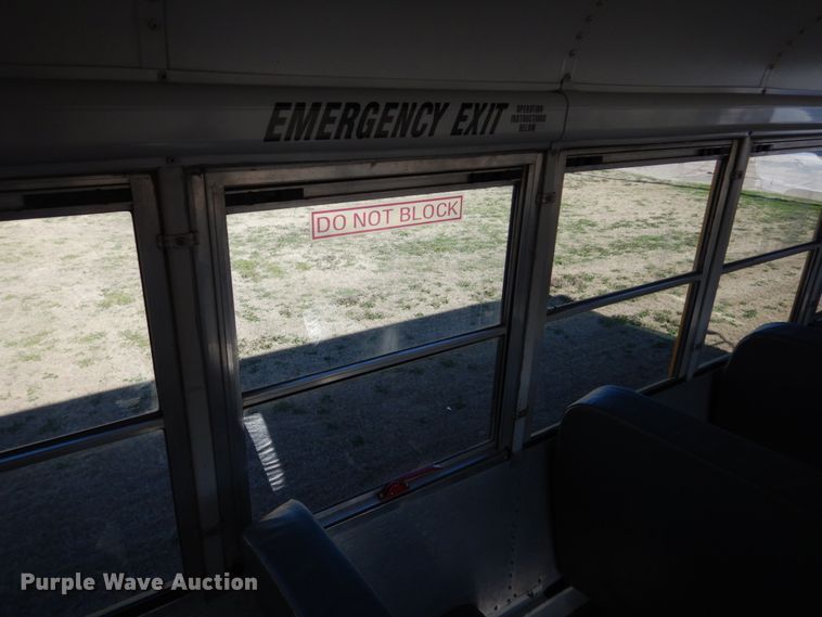 image for item GX9897 2004 Thomas Saf-T-Liner MVP EF school bus