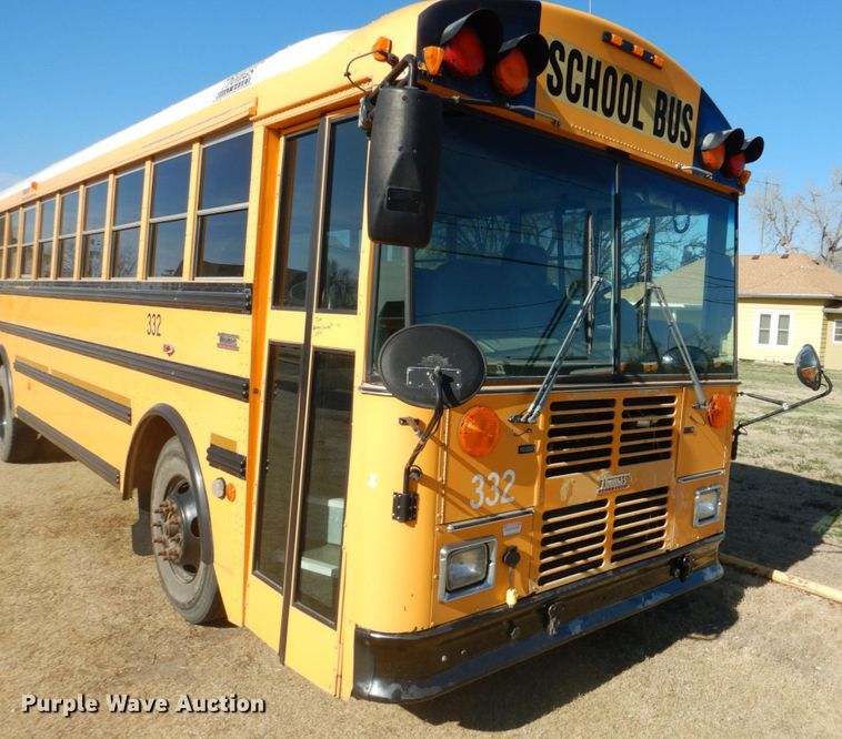 image for item GX9897 2004 Thomas Saf-T-Liner MVP EF school bus