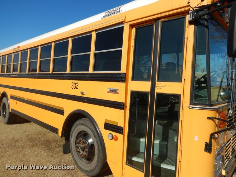 image for item GX9897 2004 Thomas Saf-T-Liner MVP EF school bus