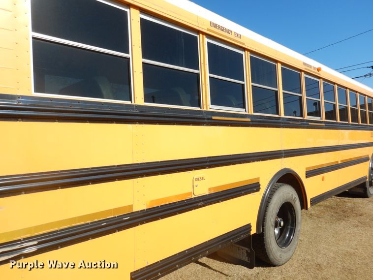 image for item GX9897 2004 Thomas Saf-T-Liner MVP EF school bus