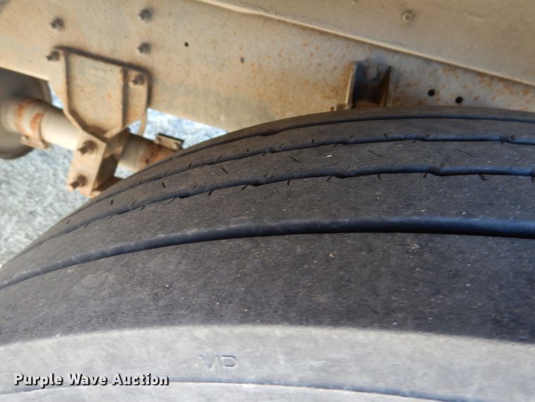 image for item GX9897 2004 Thomas Saf-T-Liner MVP EF school bus