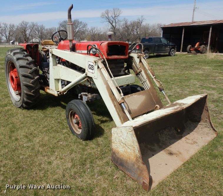 image for item GY9002 1967 Massey-Ferguson 180 tractor