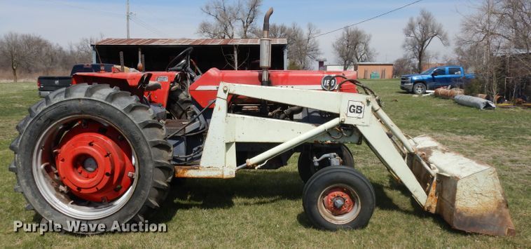 image for item GY9002 1967 Massey-Ferguson 180 tractor