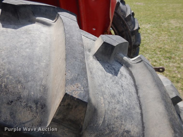 image for item GY9002 1967 Massey-Ferguson 180 tractor