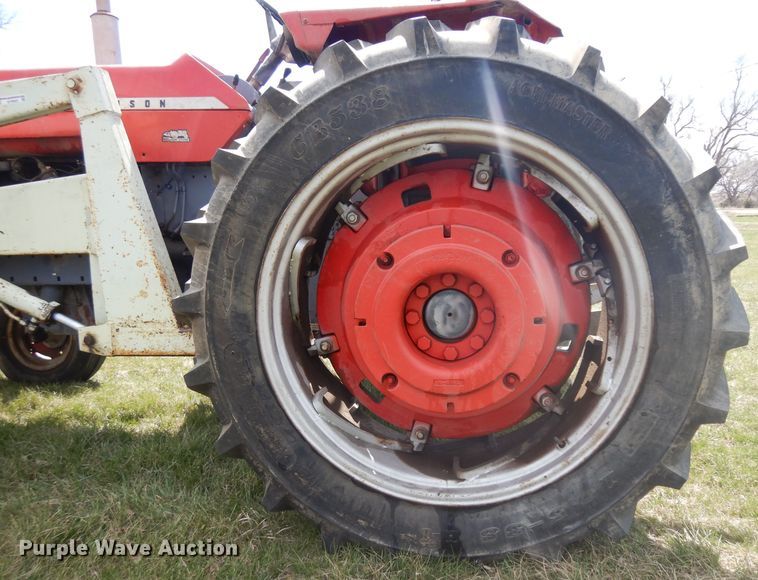 image for item GY9002 1967 Massey-Ferguson 180 tractor
