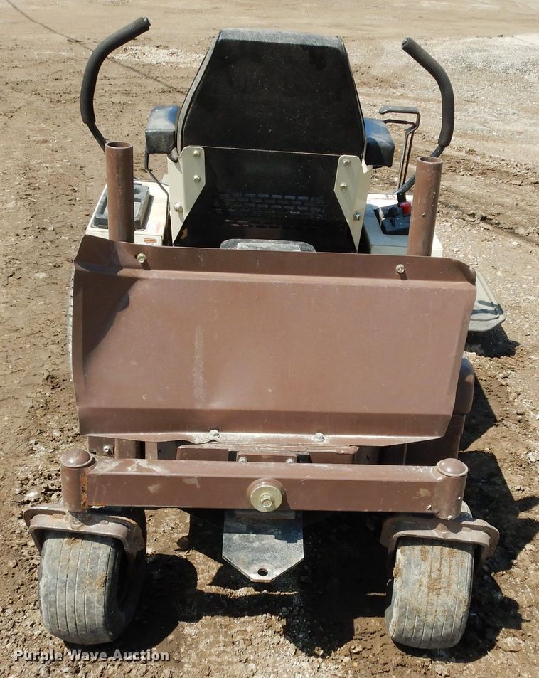 image for item HT9064 Grasshopper 616T2 lawn mower