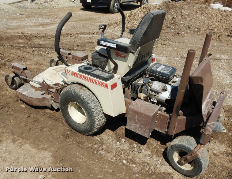 image for item HT9064 Grasshopper 616T2 lawn mower