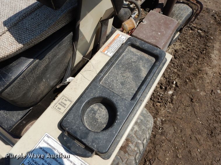 image for item HT9064 Grasshopper 616T2 lawn mower