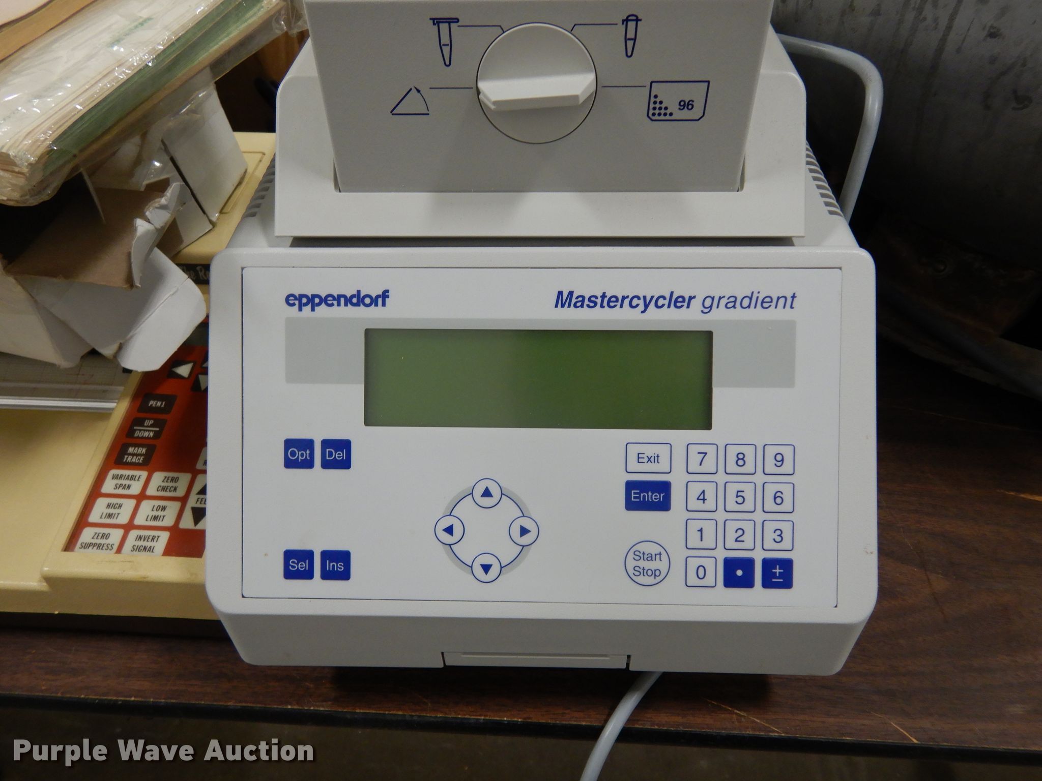 Lab equipment in Manhattan, KS | Item HT9012 sold | Purple Wave