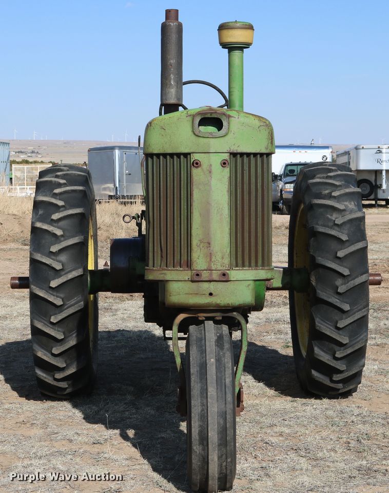 image for item DD6089 1959 John Deere 730 tractor