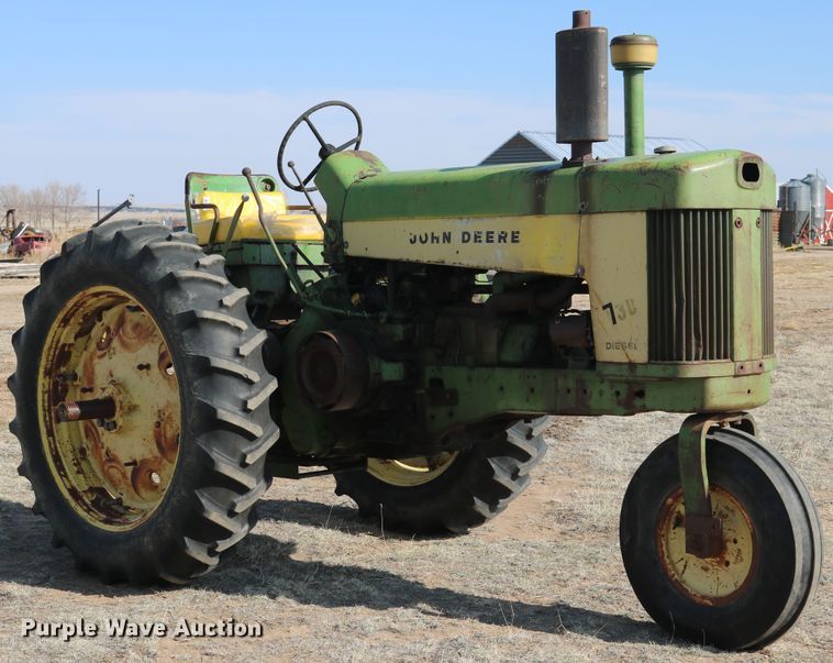 image for item DD6089 1959 John Deere 730 tractor
