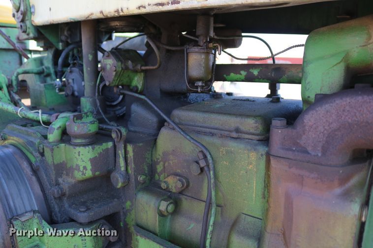 image for item DD6089 1959 John Deere 730 tractor