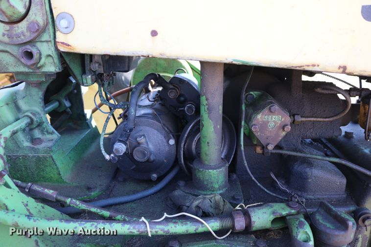 image for item DD6089 1959 John Deere 730 tractor