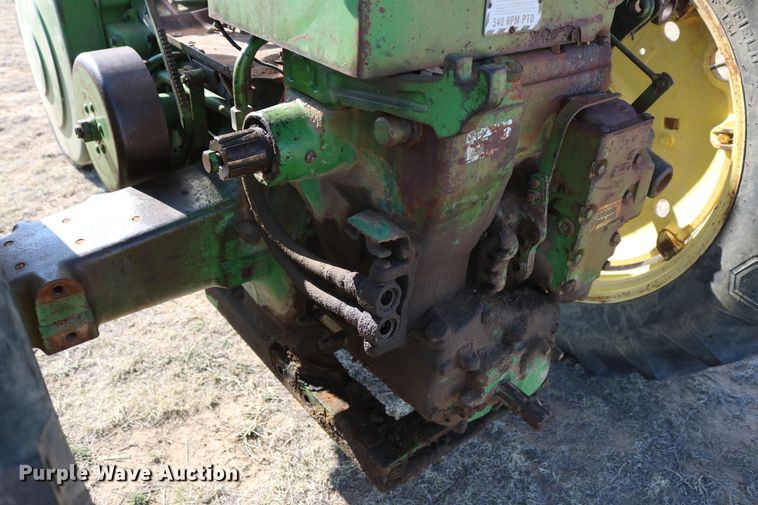 image for item DD6089 1959 John Deere 730 tractor