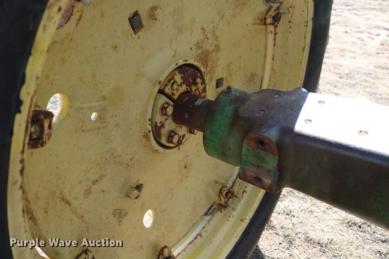 image for item DD6089 1959 John Deere 730 tractor