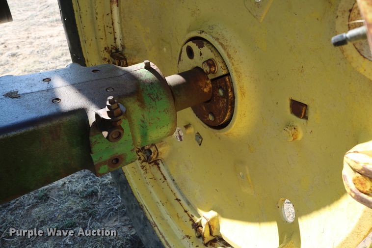 image for item DD6089 1959 John Deere 730 tractor