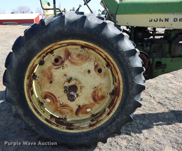 image for item DD6089 1959 John Deere 730 tractor