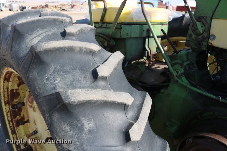 image for item DD6089 1959 John Deere 730 tractor