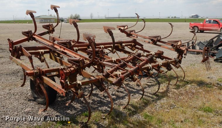 image for item DF6049 Field cultivator