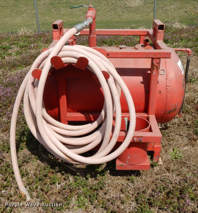 image for item DF6051 Lawn and garden equipment