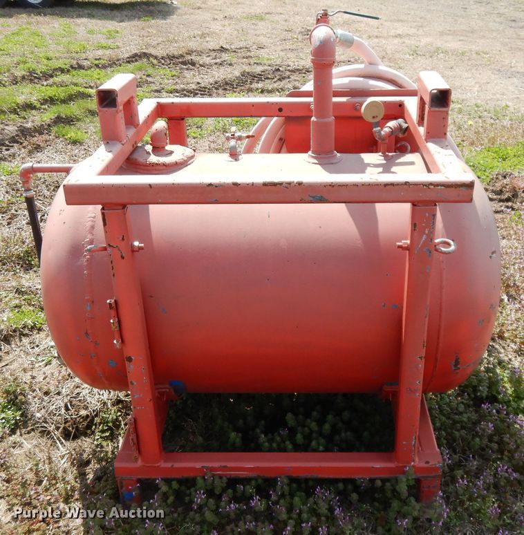 image for item DF6051 Lawn and garden equipment