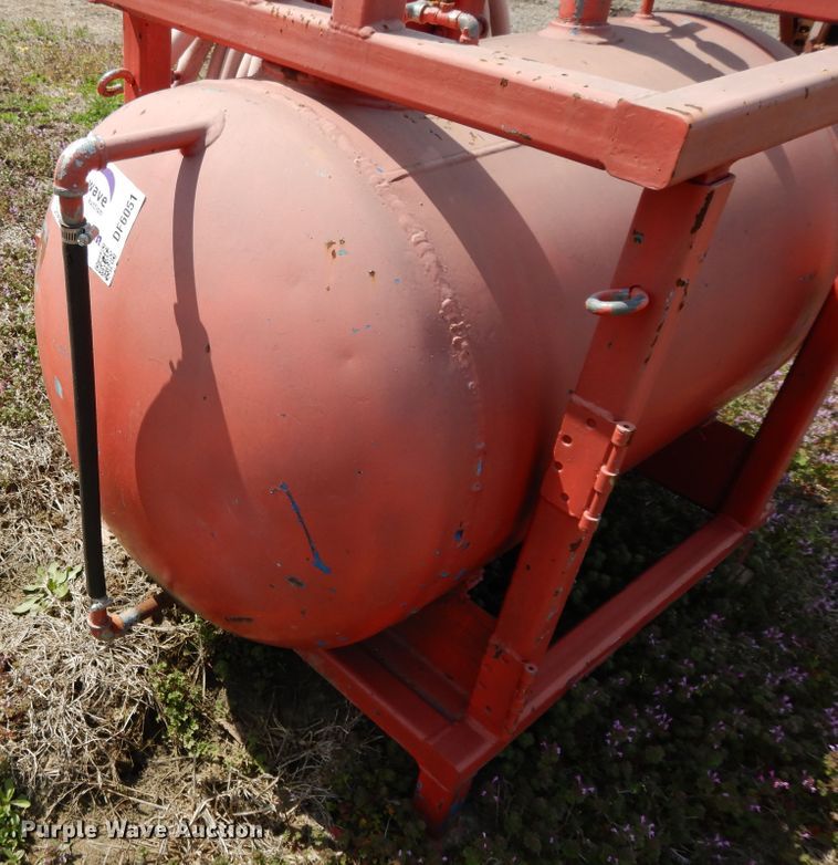 image for item DF6051 Lawn and garden equipment