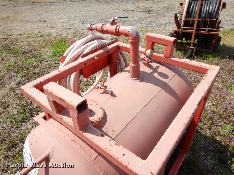 image for item DF6051 Lawn and garden equipment