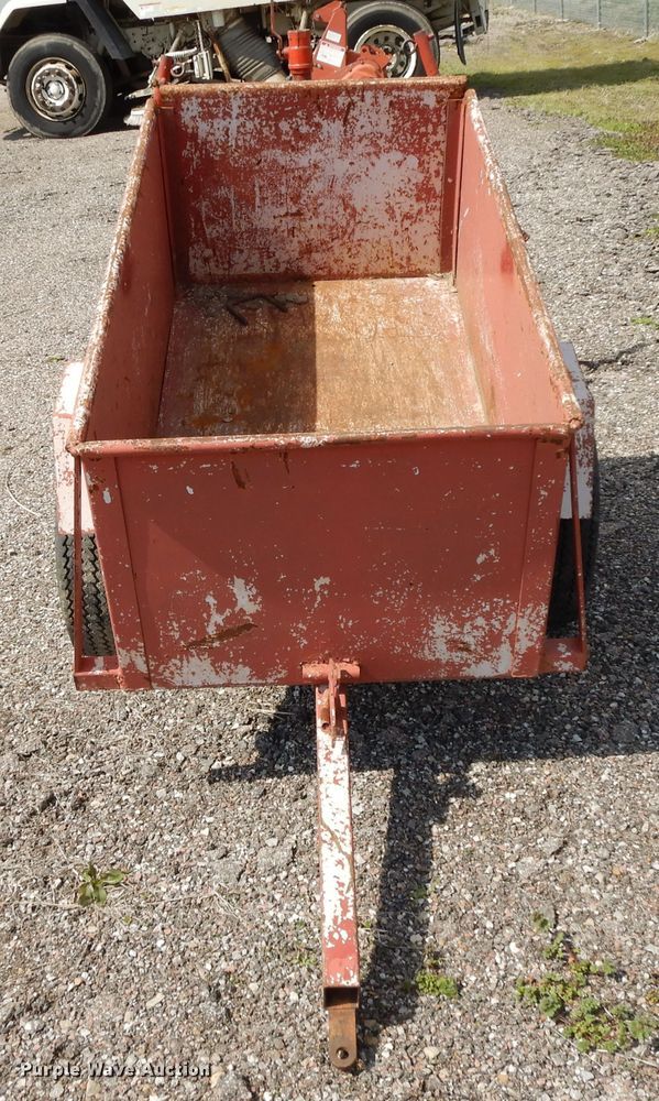 image for item DF6051 Lawn and garden equipment