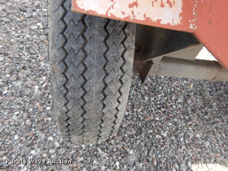 image for item DF6051 Lawn and garden equipment