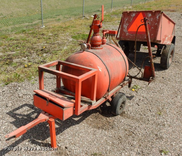 image for item DF6051 Lawn and garden equipment