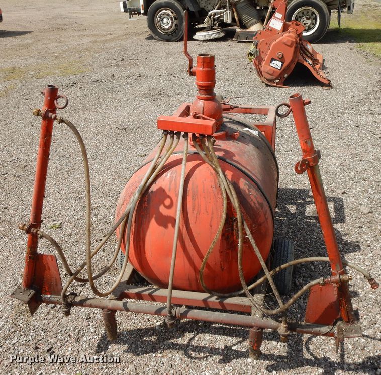 image for item DF6051 Lawn and garden equipment