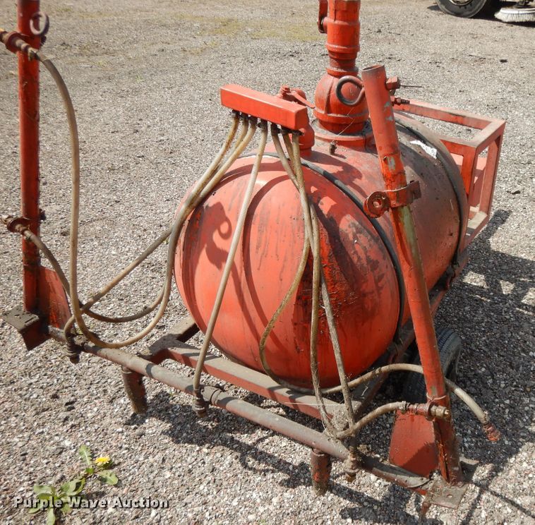 image for item DF6051 Lawn and garden equipment