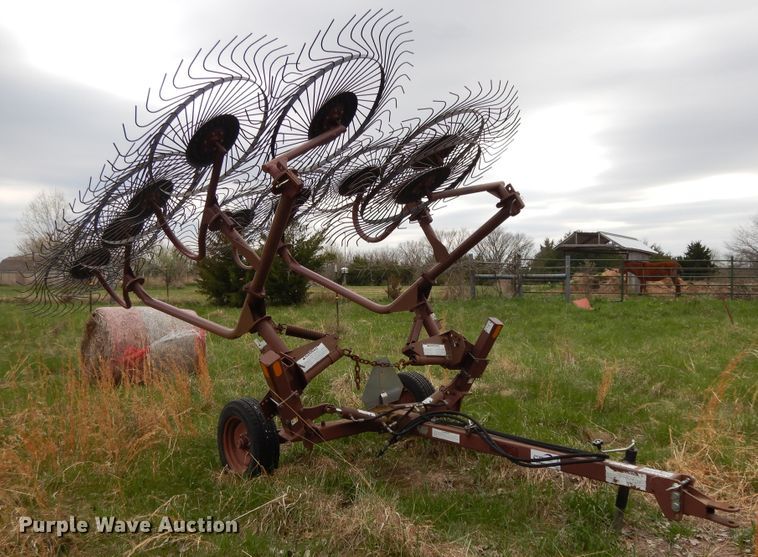 image for item DF6054 M&W ER10 hay rake